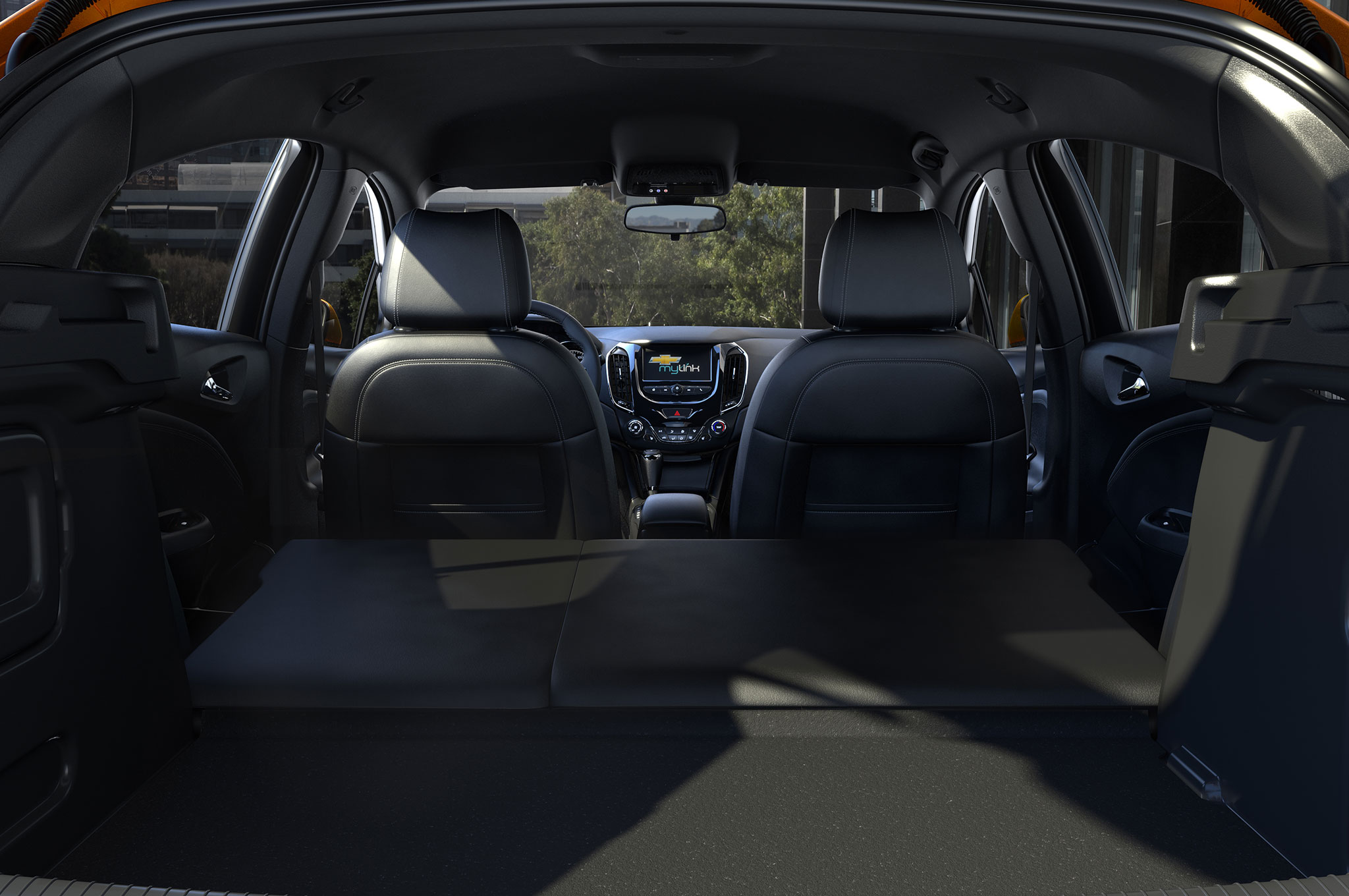 2017 Chevrolet Cruze Hatchback interior