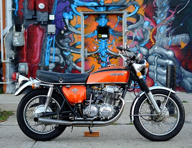 vintage-superbike-gear-patrol-honda-cr