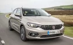 2016 Fiat Tipo driving, front 