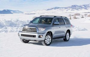 2017-Toyota-Sequoia-4x4-Platinum-front-three-quarters