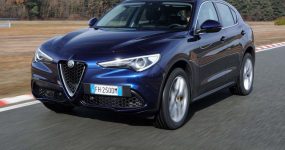 2018-Alfa-Romeo-Stelvio-Q4-front-three-quarter-in-motion