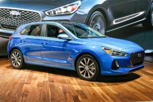 2018-Hyundai-Elantra-GT-hatchback-front-three-quarter